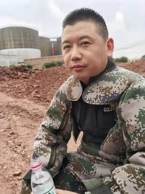 龙马潭一工地挖出炸弹1000余枚！泸州人也拥有“拆弹专家”(图15)