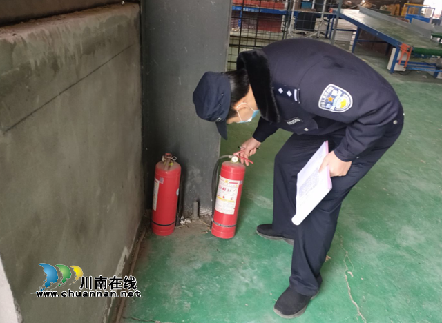 内江经开区交通镇汉晨社区：节前大检查，安全过佳节(图1)