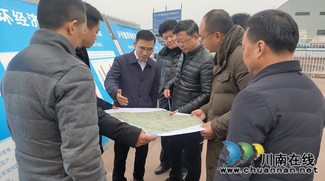 王波调研园区工作:坚定信心抓发展,奋力推动合江工业再上新台阶!(图2) 王波调研园区工作:坚定信心抓发展,奋力推动合江工业再上新台阶!(图2)