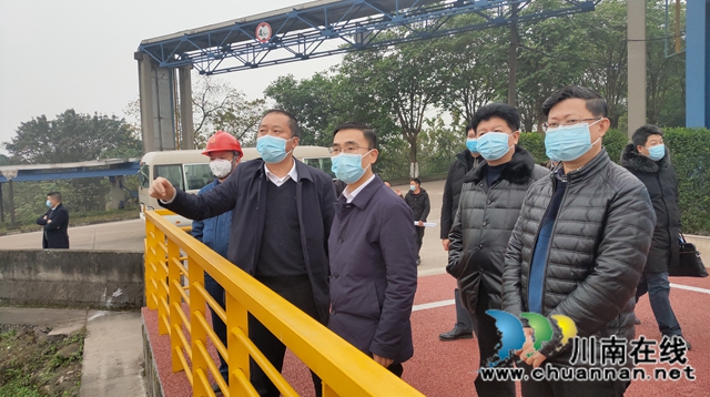 王波调研园区工作:坚定信心抓发展,奋力推动合江工业再上新台阶!(图3) 王波调研园区工作:坚定信心抓发展,奋力推动合江工业再上新台阶!(图3)