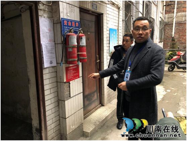 龙马潭区小市街道开展元旦节前安全检查(图3)