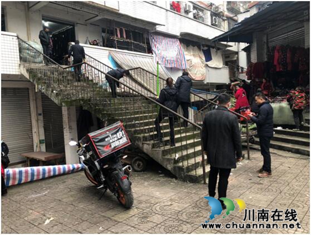 龙马潭区小市街道开展元旦节前安全检查(图1)