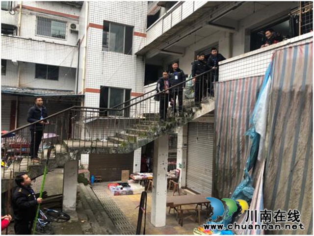 龙马潭区小市街道开展元旦节前安全检查(图2)