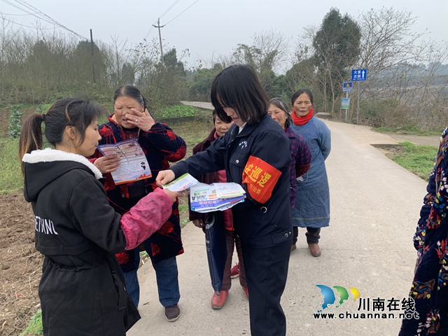 内江靖民镇凉风社区：禁毒，“格格”走进千家万户(图1)