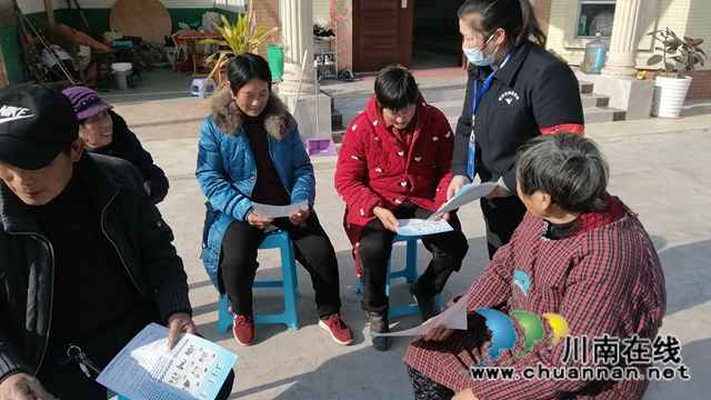 内江经开区靖民镇青冈社区：防火常识宣传入人心，平安和谐过暖冬(图2)
