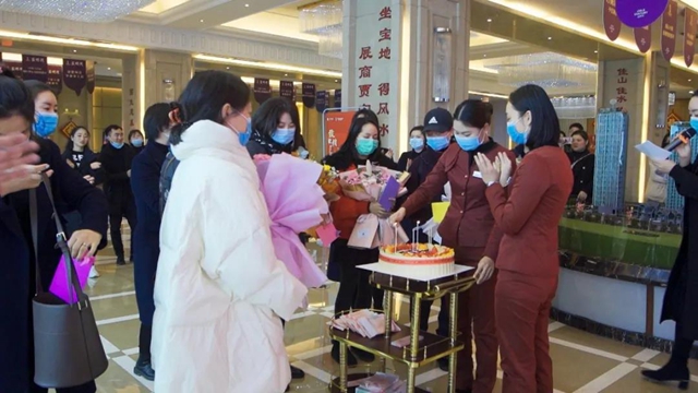 芳香邻里·感恩有您 | 佳乐世纪城业主生日会温馨落幕！(图3)