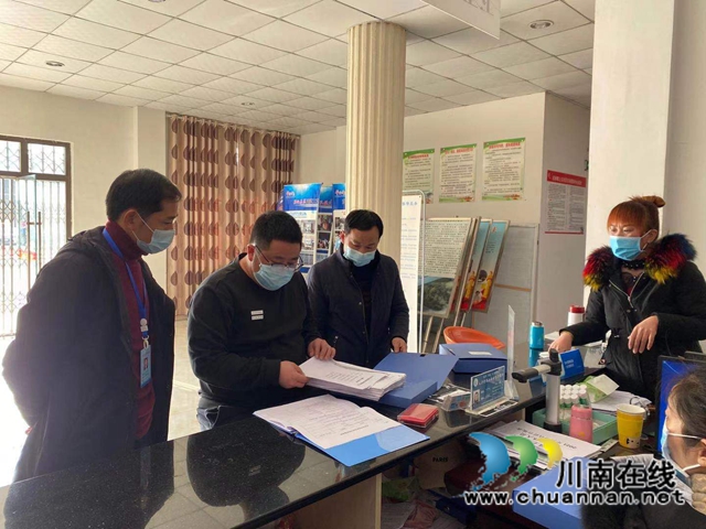 泸县百和镇开展新冠肺炎疫情防控措施落实情况集中督查(图2)