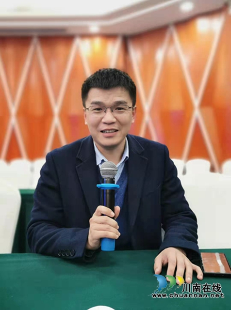 致公党四川省委会主委、副省长杨兴平听取致公党泸州市委工作汇报(图7)