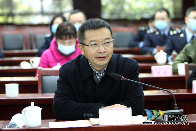 泸州税务“零距离”服务企业：共话税收共谋发展，“一对一”答疑解惑(图3)