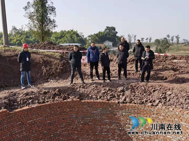 泸州市国土整治和修复中心开展岁末年初在建土地整理项目检查(图1)