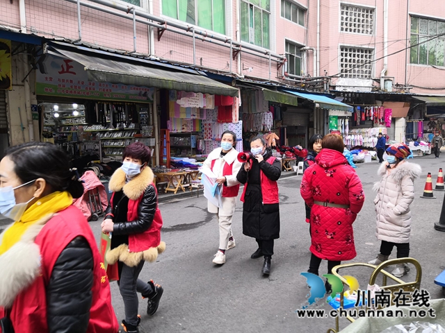 龙马潭区小市街道合道街社区筑牢疫情防控第一线(图1)