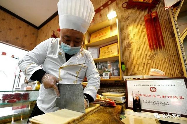 年味渐浓丨大红灯笼高高挂，今年春节叙永有点靓(图17)