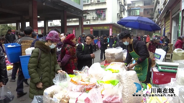 合江：十里八乡来赶集，乡亲们热热闹闹囤年货！(图2)