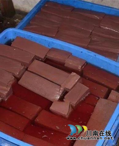 严惩！添加甲醛销售“毒鸭血”，泸州一黑心商家被判刑！(图2)