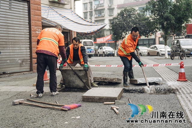 龙马潭：打造靓丽城市形象，让过年气氛浓起来！(图3)