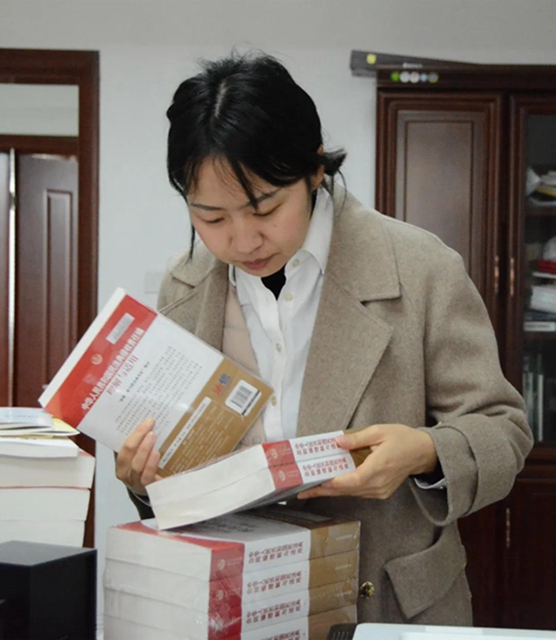 就地过年 | 江阳法官“充电蓄能”,备战《民法典》知识竞赛!(图7) 就地过年 | 江阳法官“充电蓄能”,备战《民法典》知识竞赛!(图7)