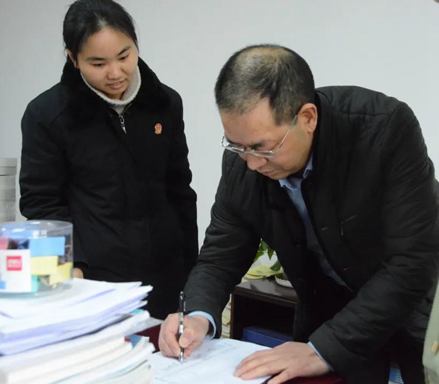 就地过年 | 江阳法官“充电蓄能”,备战《民法典》知识竞赛!(图22) 就地过年 | 江阳法官“充电蓄能”,备战《民法典》知识竞赛!(图22)