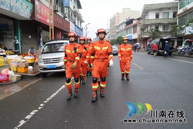 王贵川：在烈焰风霜间负重前行(图10)