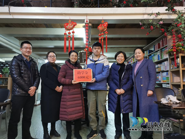 爱在行动,有你有我!九三学社泸州市江阳区基层委员会2021年“爱在行动”社会服务活动启动(图1) 爱在行动,有你有我!九三学社泸州市江阳区基层委员会2021年“爱在行动”社会服务活动启动(图1)