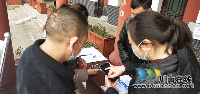 泸县：入镇入村入户开展农民工疫情防控工作督查(图4)