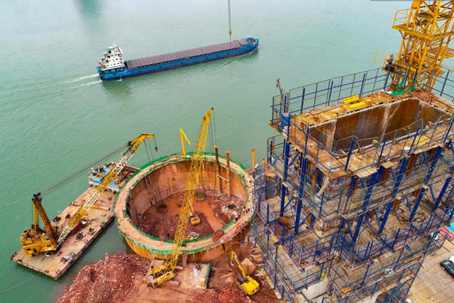 抢抓工期 泸州这两座长江大桥建设进度再刷新！(图2)