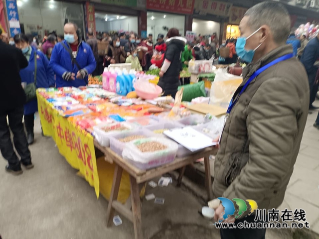 全力保障春耕生产,泸县云龙镇开展农资市场专项检查(图3) 全力保障春耕生产,泸县云龙镇开展农资市场专项检查(图3)
