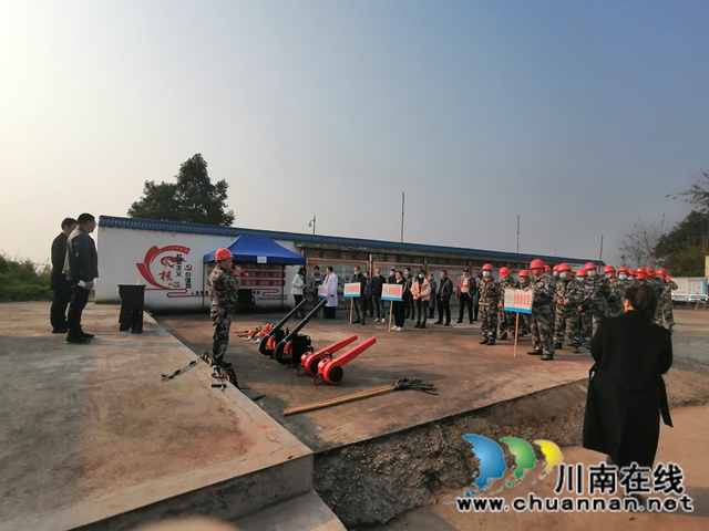龙马潭区罗汉街道开展2021年森林防火、灭火应急演练(图1)
