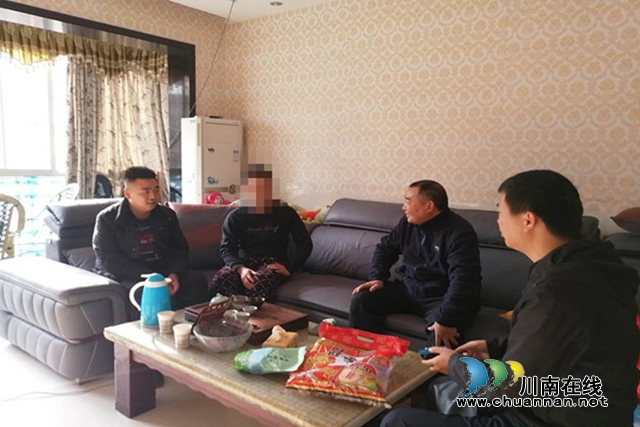 合江县望龙司法所、县检察院联合开展社区矫正走访工作(图1) 合江县望龙司法所、县检察院联合开展社区矫正走访工作(图1)