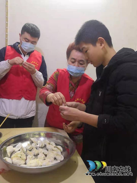 龙马潭区小市街道:关爱留守孩子,温暖幸福年(图2) 龙马潭区小市街道:关爱留守孩子,温暖幸福年(图2)