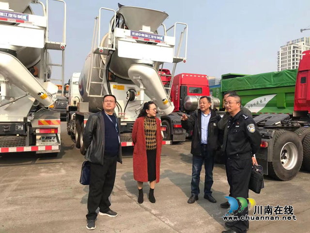 泸州市市场监督管理局开展货车非法改装专项整治工作(图1)