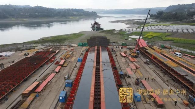 “泸州造”6000吨级货轮下水！还有4艘8000吨级正在生产(图6)