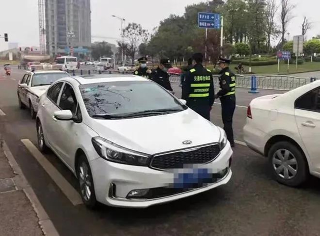 零容忍！今年泸州已查处“黑车”326辆