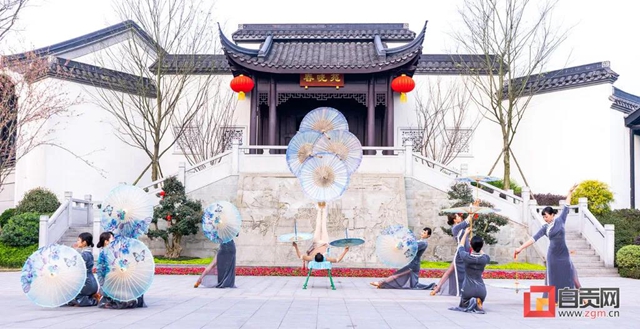 惊艳，自贡杂技如此之美！(图4)