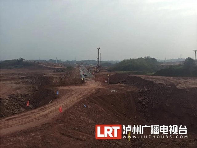 渝昆高铁川渝段最长大桥泸州开建,预计今年合龙(图2) 渝昆高铁川渝段最长大桥泸州开建,预计今年合龙(图2)