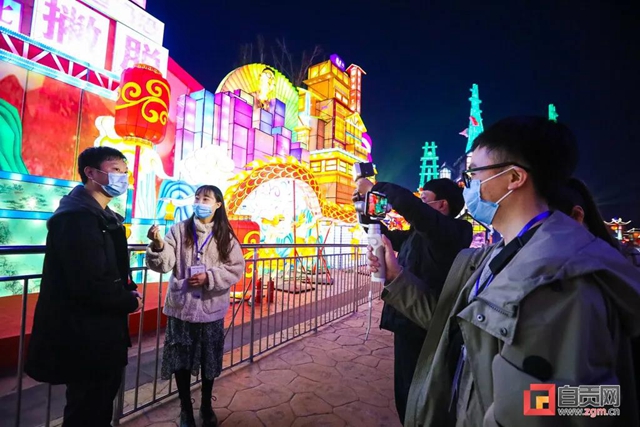 新灯会带动自贡春日“新经济”(图7) 新灯会带动自贡春日“新经济”(图7)