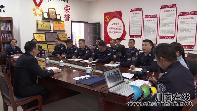 合江:公安战线“老黄牛”,宣讲党史铸忠诚(图3) 合江:公安战线“老黄牛”,宣讲党史铸忠诚(图3)