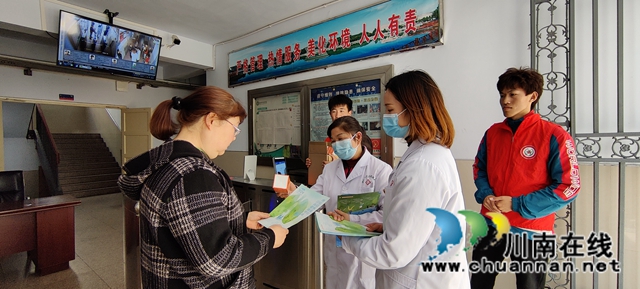 终结结核流行,自由健康呼吸!河南信阳师范学院学雷锋医疗志愿服务活动圆满结束(图2) 终结结核流行,自由健康呼吸!河南信阳师范学院学雷锋医疗志愿服务活动圆满结束(图2)