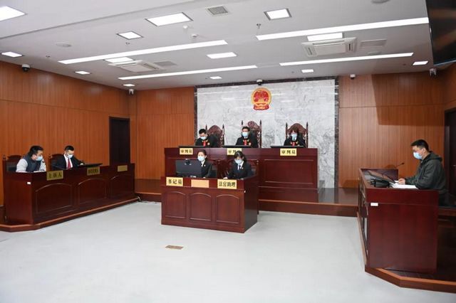 判了！老人超市拿鸡蛋被拦猝死案，超市不赔！(图2)