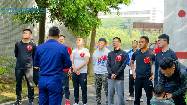 队站开放丨泸州消防迎来了这批“特殊朋友”(图1)