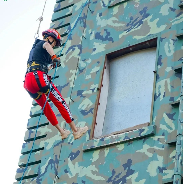 队站开放丨泸州消防迎来了这批“特殊朋友”(图6)