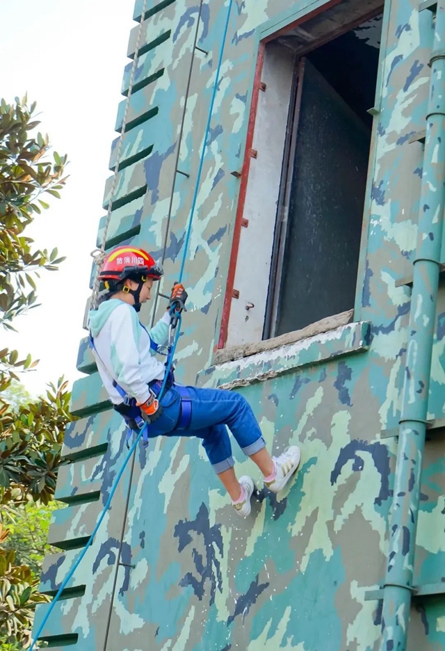 队站开放丨泸州消防迎来了这批“特殊朋友”(图12)