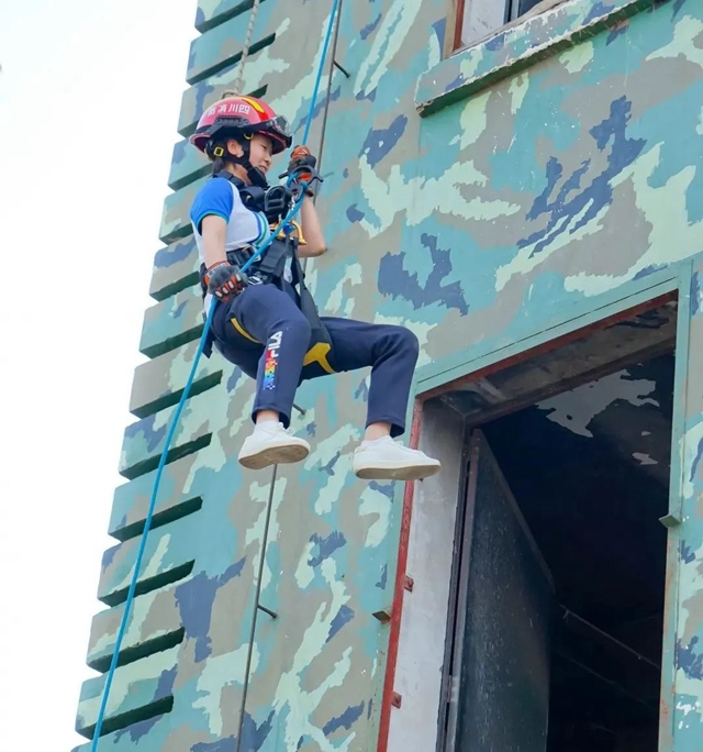 队站开放丨泸州消防迎来了这批“特殊朋友”(图10)