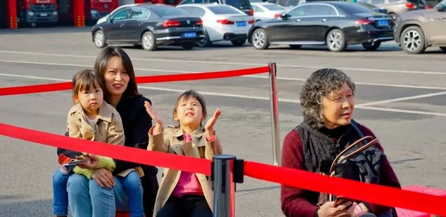 队站开放丨泸州消防迎来了这批“特殊朋友”(图13)