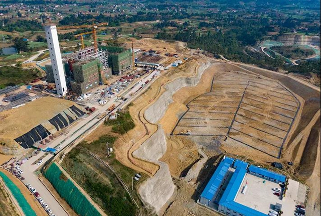 惊呆!内江造个“巨兽”,每天要“吞”600吨东西(图3) 惊呆!内江造个“巨兽”,每天要“吞”600吨东西(图3)