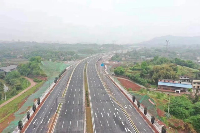 15分钟飙拢纳溪！泸州这个路段今日通车(图2)