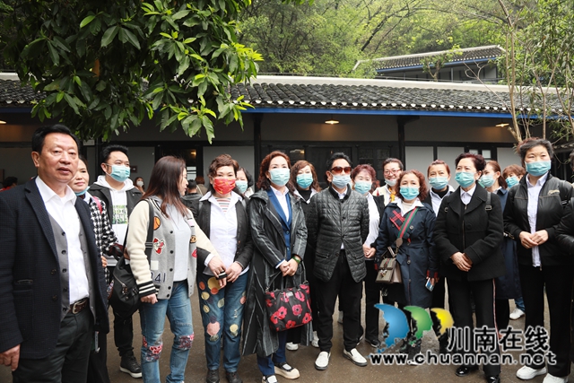 合江荔乡之声合唱团走进重庆红色教育基地(图2)