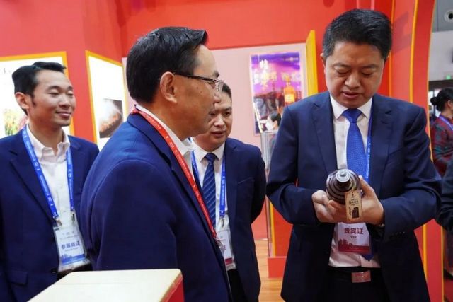 太好逛了！佳记酒亮相第16届酒博会 ，精彩多多，关注不断！(图6)