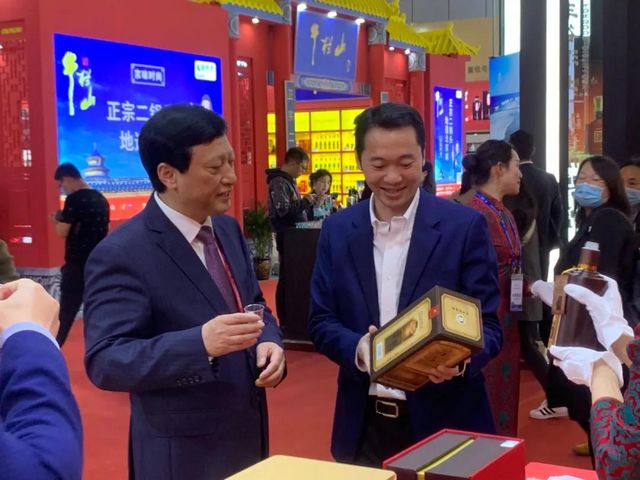 太好逛了！佳记酒亮相第16届酒博会 ，精彩多多，关注不断！(图4)