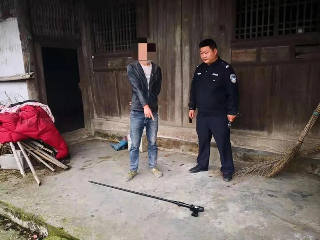 自制射钉枪！兴文两男子被刑拘