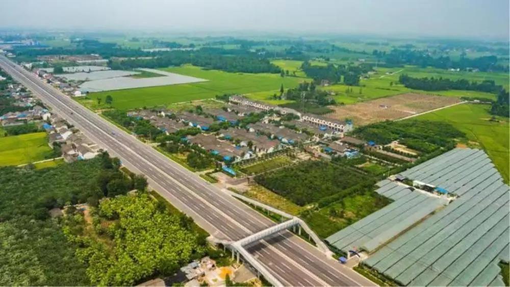 四川明令：禁止占用永久基本农田挖塘养鱼、发展林果业